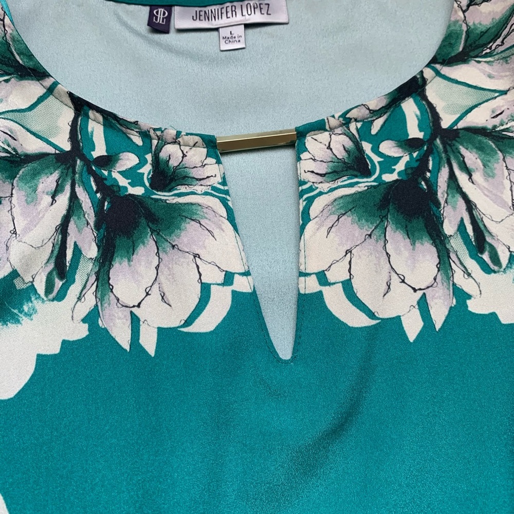 Jennifer Lopez green emerald  floral blouse - Picture 5 of 8